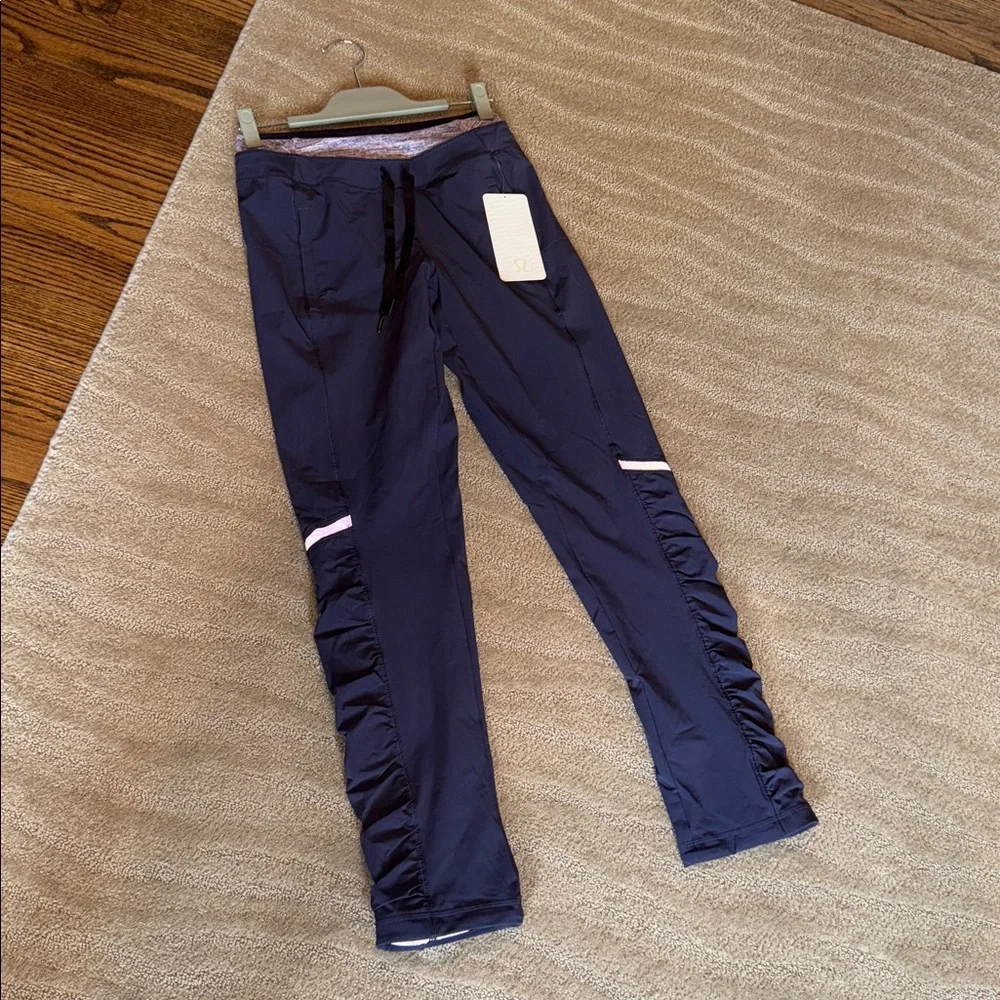 Lululemon Runderful Pant.‎